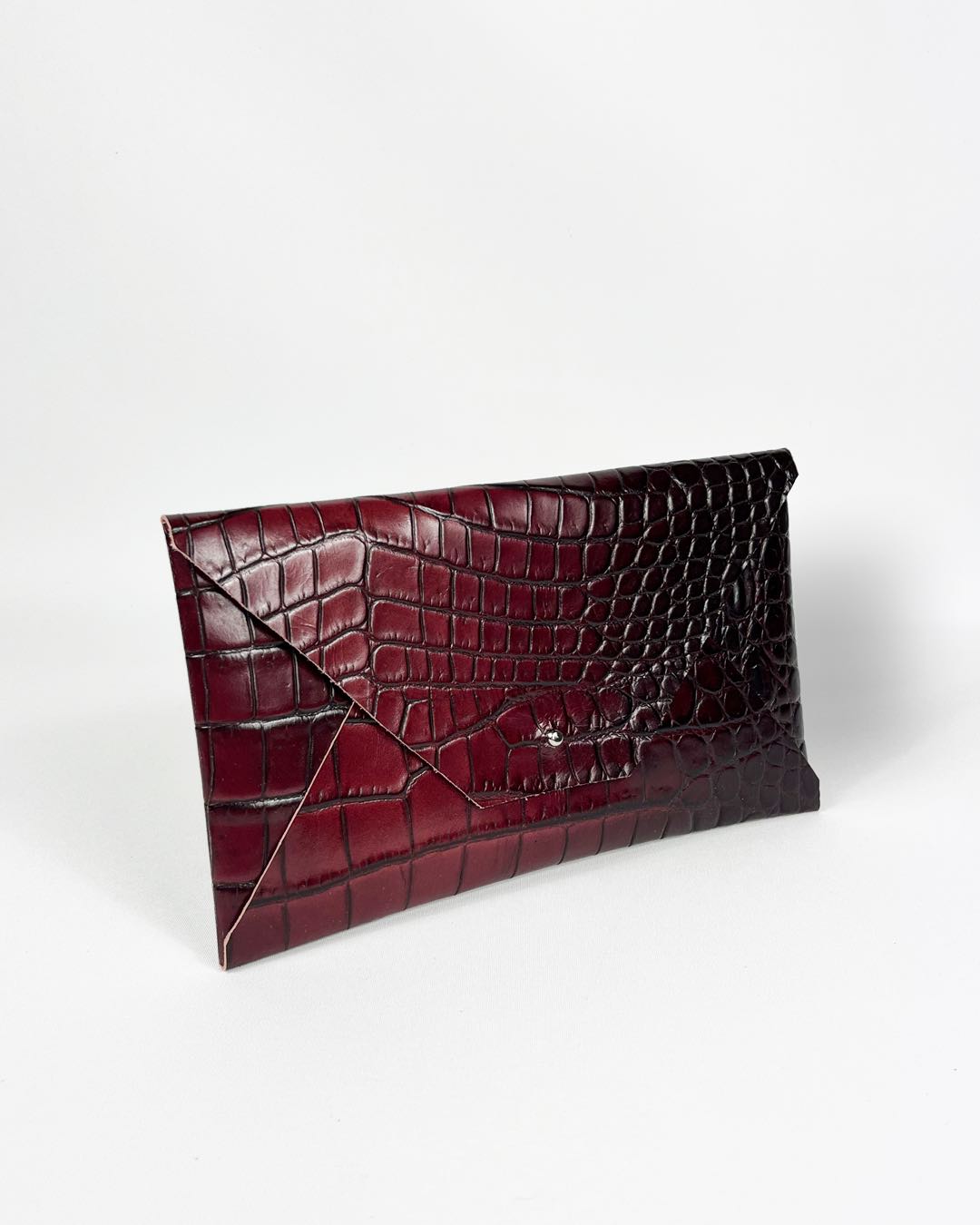 Croc clutch top