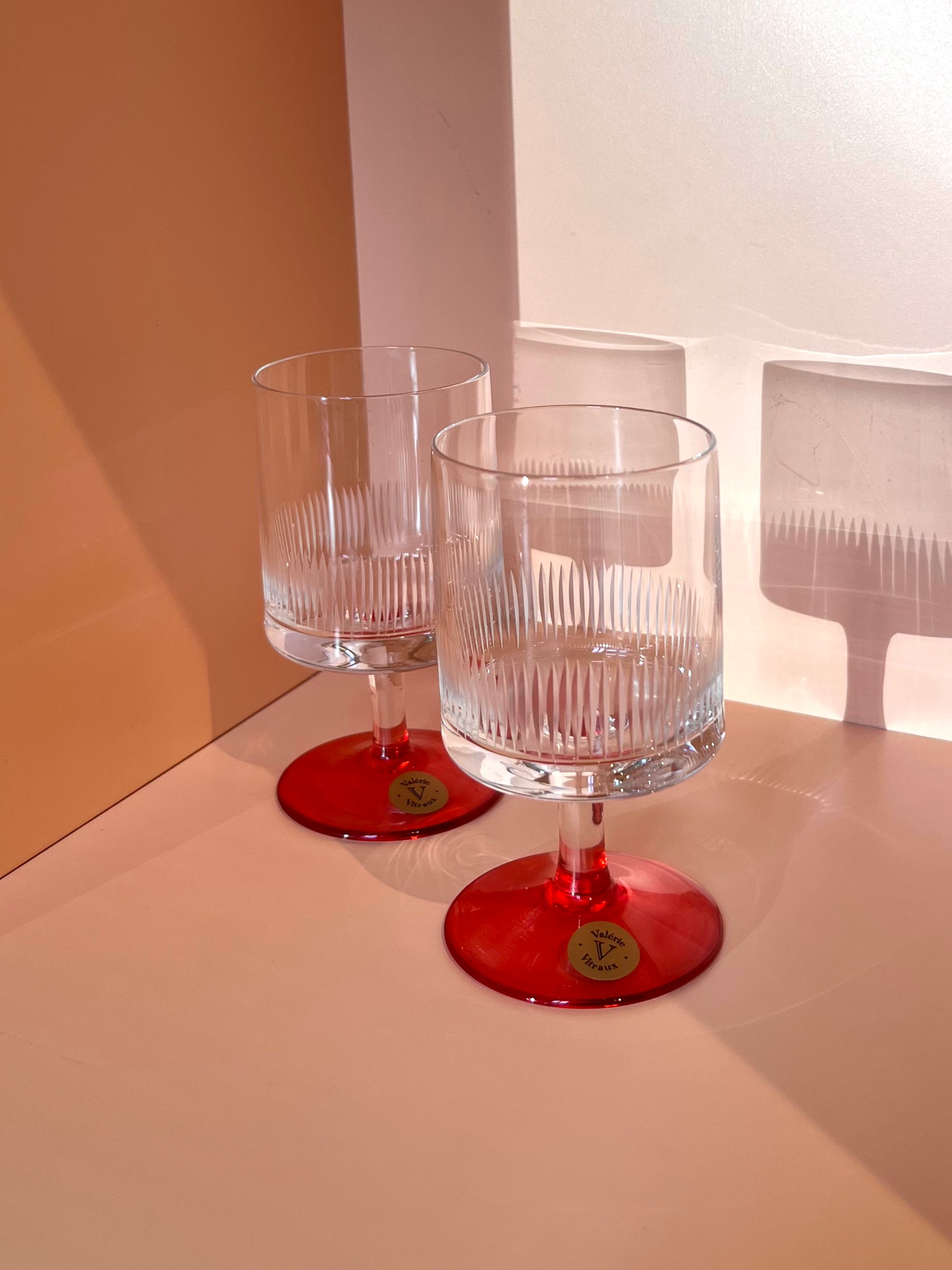Likörglas · geriffelt · rot