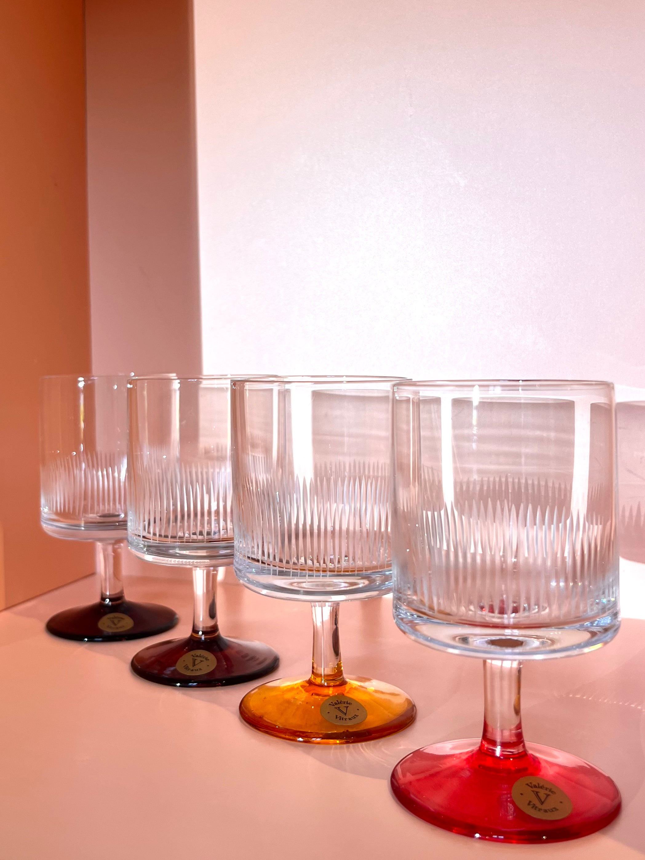 Likörglas · geriffelt · gelb