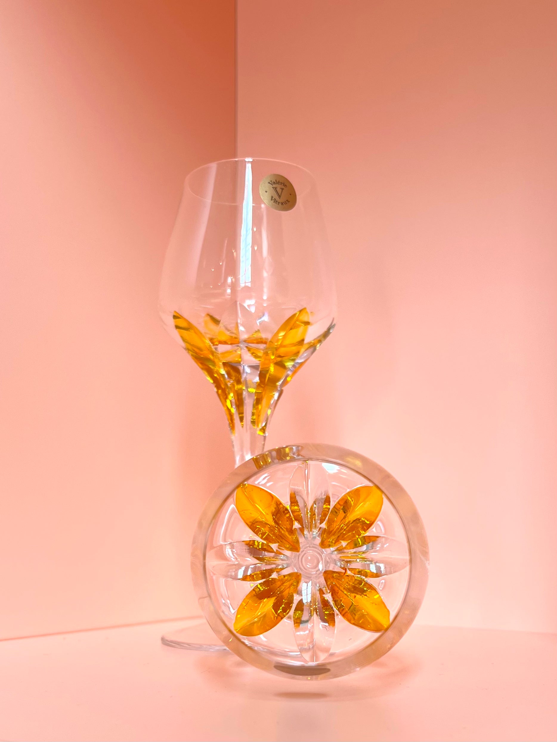 Likörglas · geschliffen · gelb