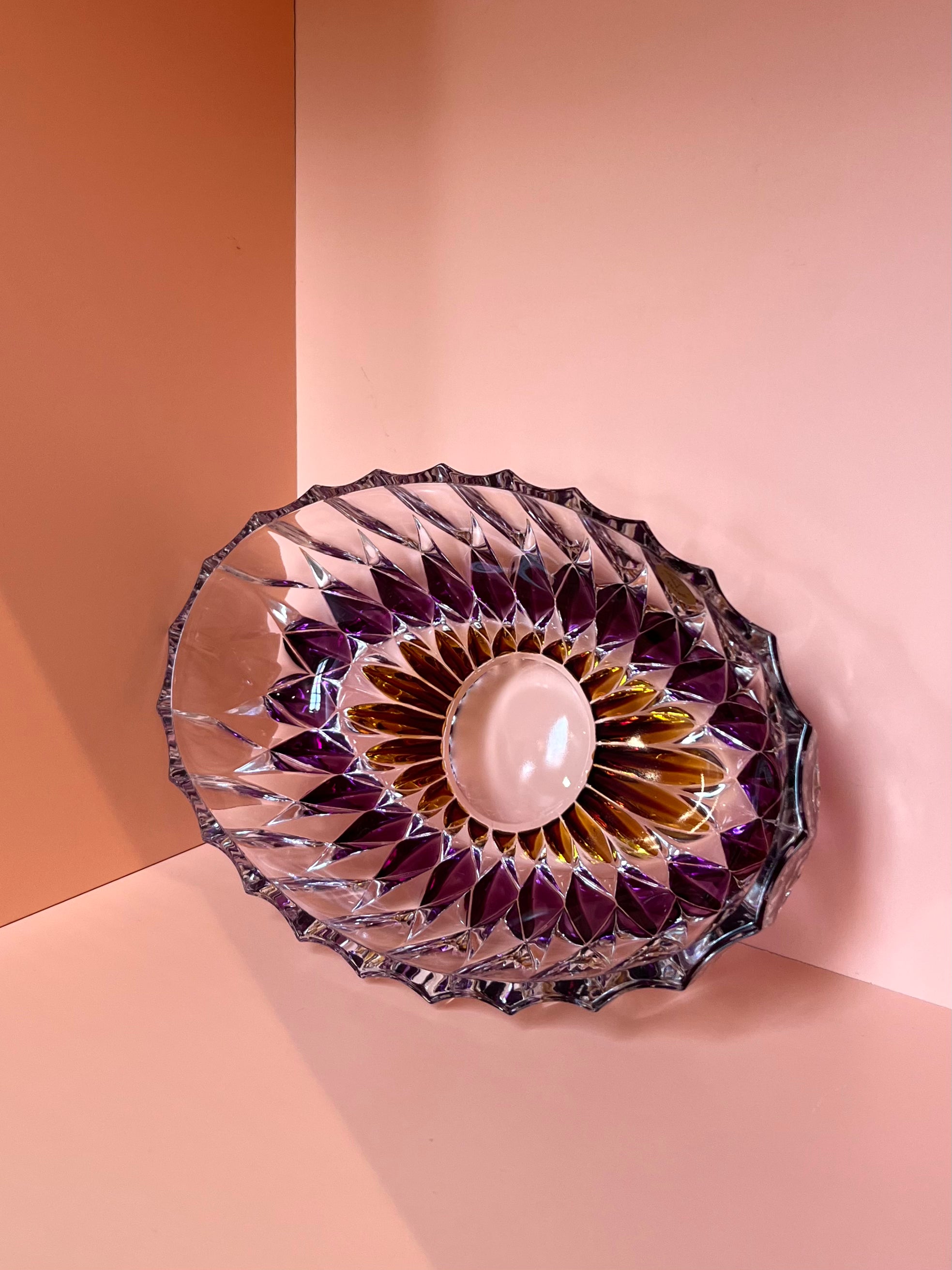Schale / Rüschenschale / Dekoschale · oval · geschliffen · lila braun · 20 x 13 x 4,5 cm